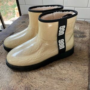 UGG Classic Clear Mini Boot